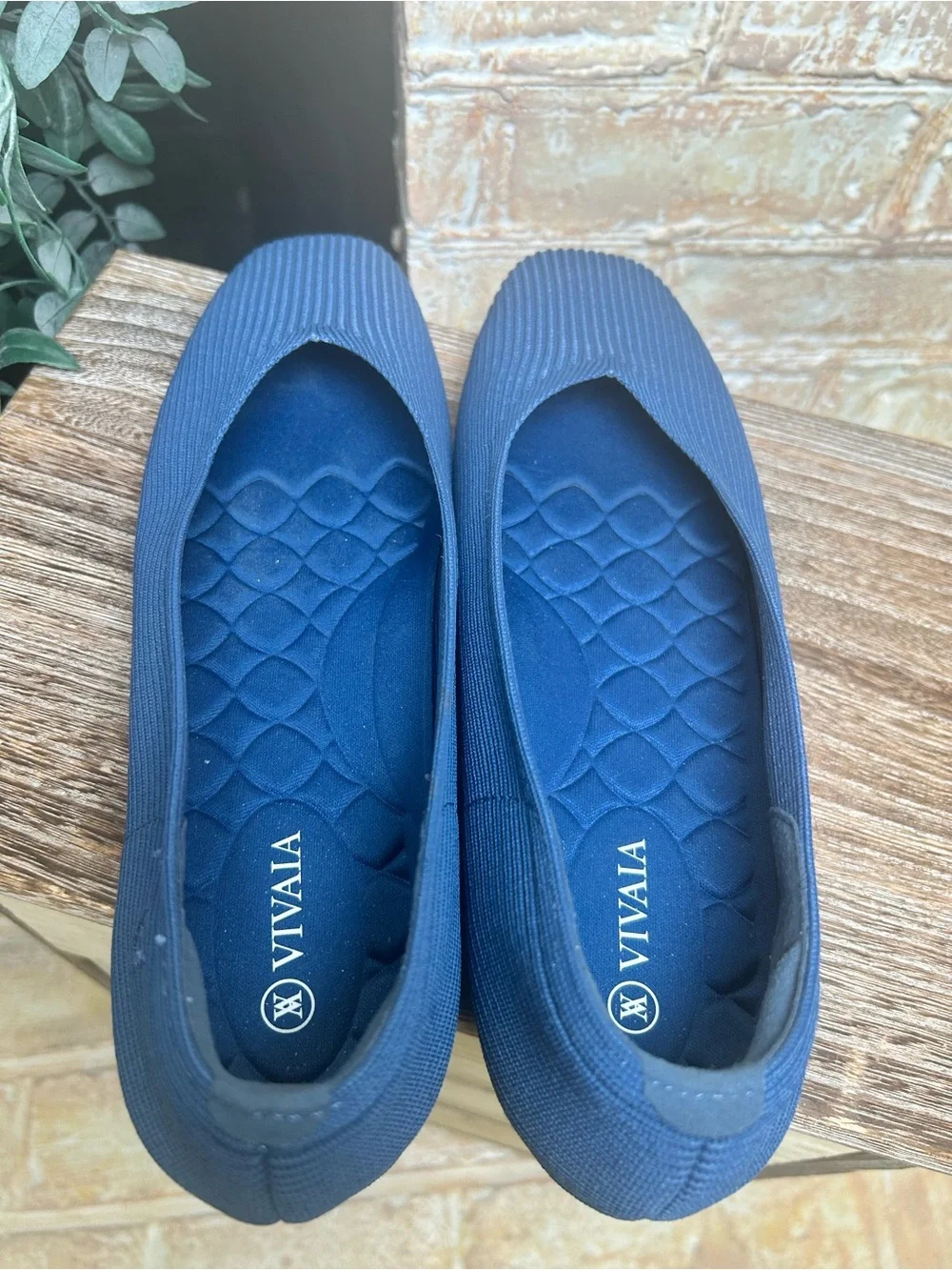 VIVAIA Margot Walker Blue Square Toe V-Cut Knit Flats Women’s 10.5 old money